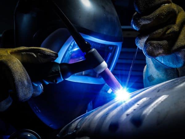 Why is CO2 used in welding - 3126